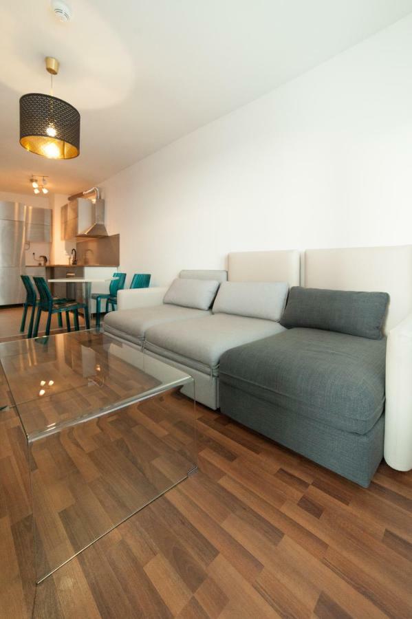 After Eight Apartment 브라티슬라바 외부 사진